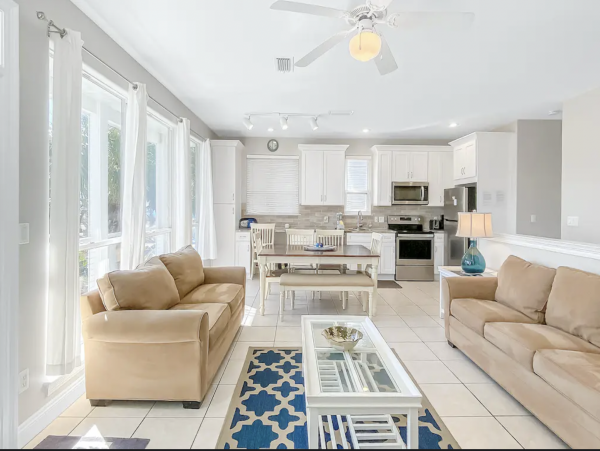Lovely Duplex with Access to Beach Across Street