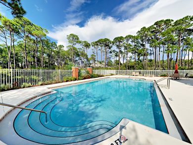 Miramar Vacation Home Four Bedrooms Sleeps Sixteen Guests
