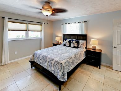 Bradenton Vacation Rental Home Three Bedrooms Sleeps 6