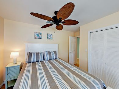 Bradenton Vacation Rental Home Three Bedrooms Sleeps 6