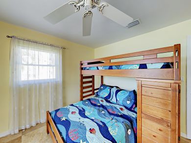 Bradenton Vacation Rental Home Three Bedrooms Sleeps 6
