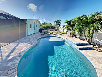 Bradenton Vacation Rental Home Three Bedrooms Sleeps 6