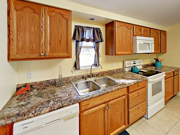 Sarasota Vacation Home Sleeps Six Guests