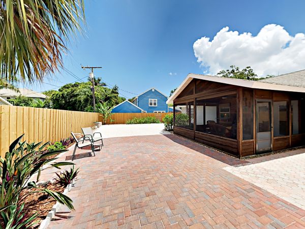 Three Bedrooms with Manatee River View