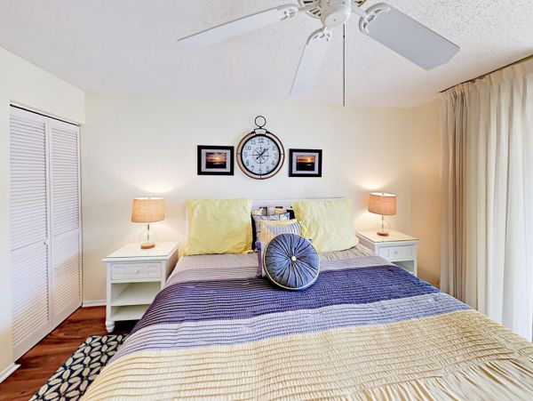 Siesta Key 2 Bedroom Bayside Condo Short Stroll Beach
