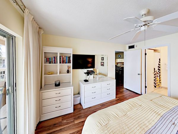 Siesta Key 2 Bedroom Bayside Condo Short Stroll Beach
