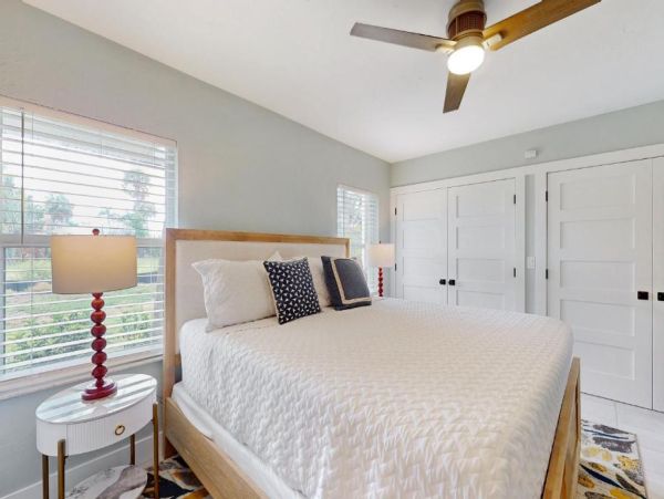 St. Armands Circle Vacation Beach House with Heated Saltwater Pool