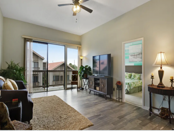 Siesta Key Town Home with Pool Tennis Walk to the Beach