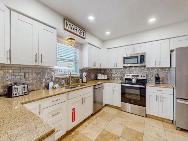 Luxury Sarasota Vacation Rental with Private Pool