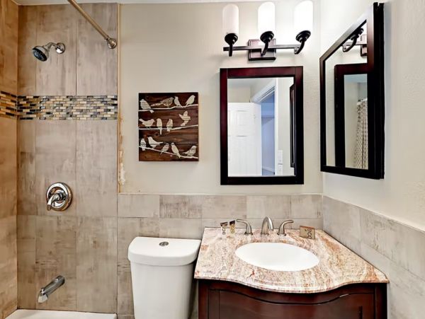 Beautiful 4 Bedroom Home with Private Pool