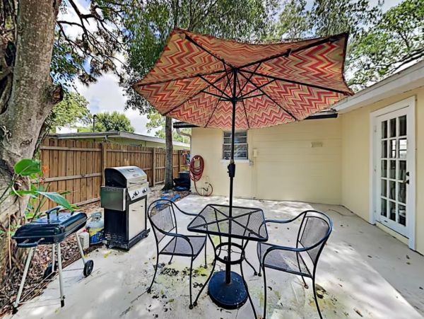 Beautiful 4 Bedroom Home with Private Pool