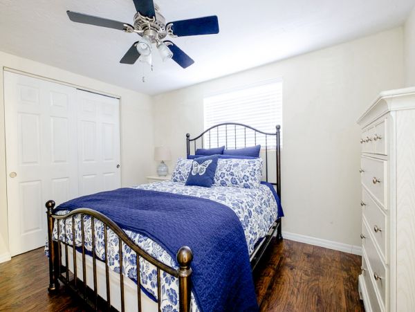 Located Five Min to Siesta Key & Sarasota