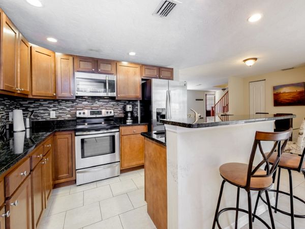 Located Five Min to Siesta Key & Sarasota