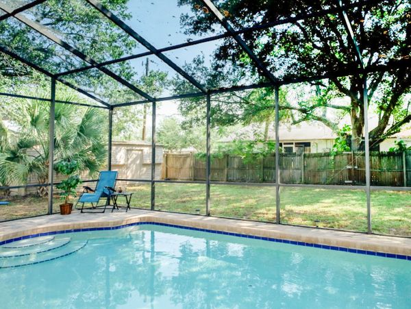 Located Five Min to Siesta Key & Sarasota