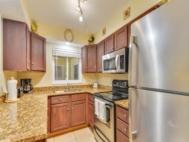 St. Petersburg Condo 916882