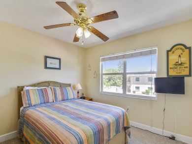 St. Petersburg Condo 916882