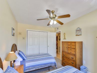 St. Petersburg Condo 916882