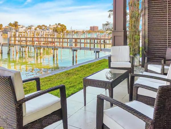 Stylish South End Intercoastal Clearwater Condo Private Dock