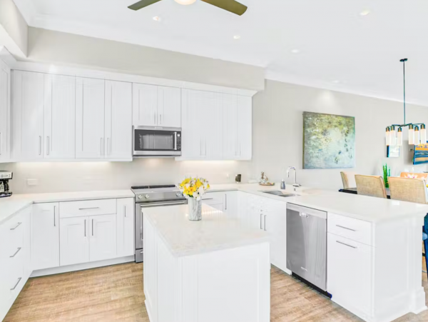 Stylish South End Intercoastal Clearwater Condo Private Dock
