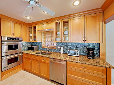 St. Petersburg Home 916891
