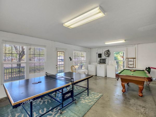 Tarpon Springs Vacation Duplex Sleeps 11 Guests