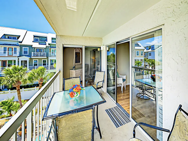 All-Suite Condo with 2 Bedrooms in Indian Shores Beach