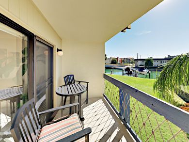 Treasure Island Condo 916898 Treasure Island Condo 916898
