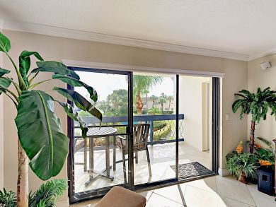 Treasure Island Condo 916898 Treasure Island Condo 916898