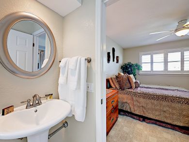 Treasure Island Condo 916898 Treasure Island Condo 916898