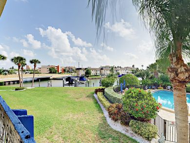 Treasure Island Condo 916898 Treasure Island Condo 916898