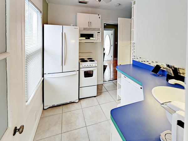 Walk to Beach Gulfport Vacation Home Two Bedroom
