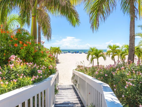 Walk to Beach Gulfport Vacation Home Two Bedroom