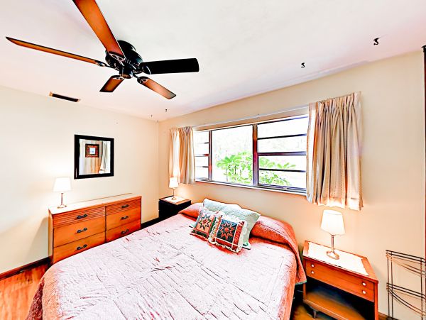 St. Petersburg Vacation Home Two Bedroom