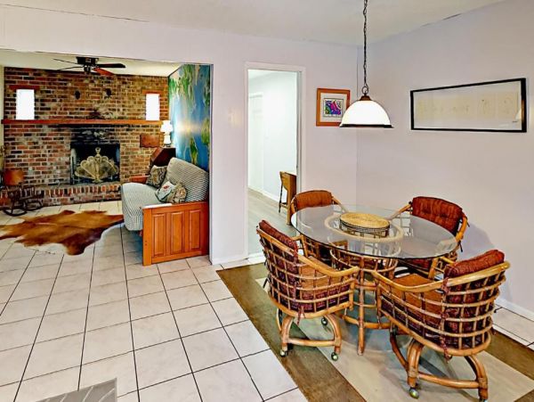 Seminole Vacation Home Three Bedroom