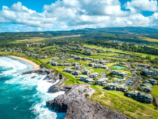 Luxury Ocean Views Vacation Condo in Kapalua Sleeps 6 Guests
