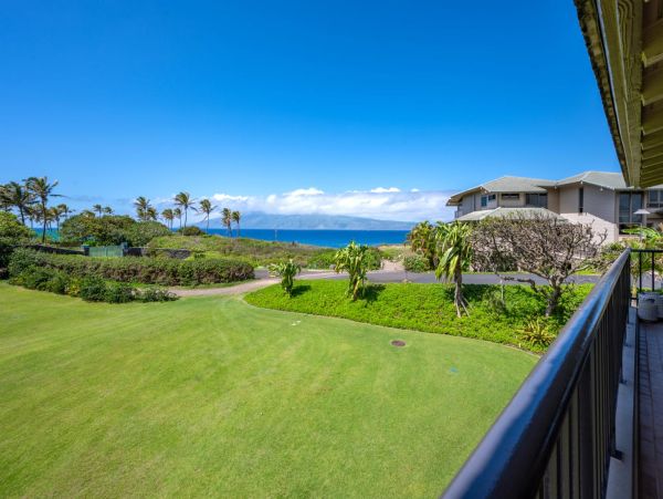Luxury Ocean Views Vacation Condo in Kapalua Sleeps 6 Guests