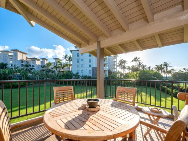 Luxury Ocean Views Vacation Condo in Kapalua Sleeps 6 Guests
