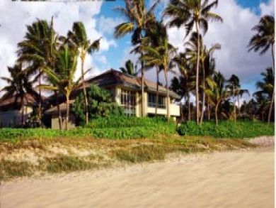 Luxury Kailua Vacation Home Sleeps Twenty Guests.