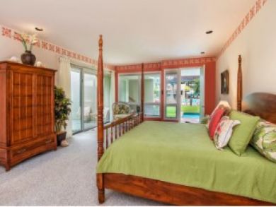 Luxury Kailua Vacation Home Sleeps Twenty Guests.