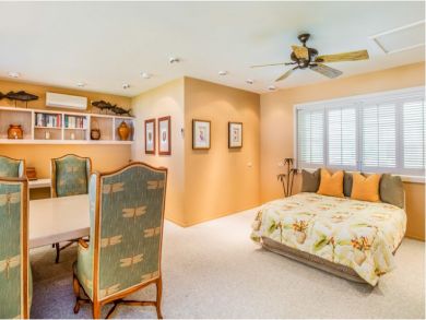 Luxury Kailua Vacation Home Sleeps Twenty Guests.