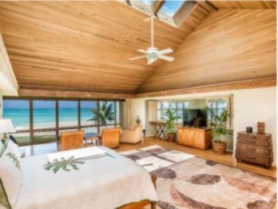 Luxury Kailua Vacation Home Sleeps Twenty Guests.