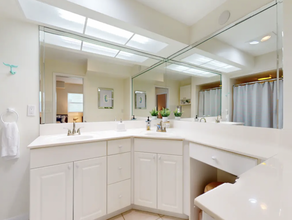 Cape Coral Lovely Home