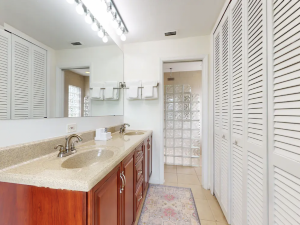 Cape Coral Lovely Home