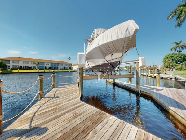 Cape Coral Lovely Home