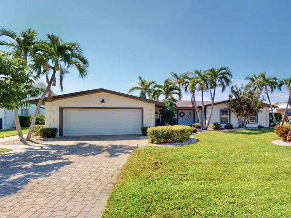 Cape Coral Lovely Home