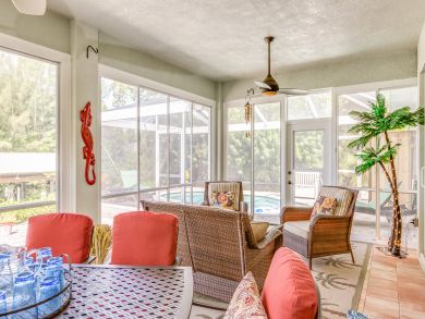 Cape Coral Canal Front Home with Private Pool and Deck! Cape Coral Canal Front Home with Private Pool and Deck!