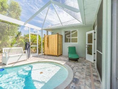 Cape Coral Canal Front Home with Private Pool and Deck! Cape Coral Canal Front Home with Private Pool and Deck!