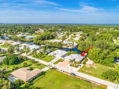 Cape Coral Canal Front Home with Private Pool and Deck! Cape Coral Canal Front Home with Private Pool and Deck!