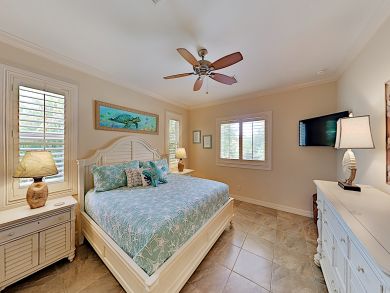 Cape Coral Canal Front Home with Private Pool and Deck! Cape Coral Canal Front Home with Private Pool and Deck!