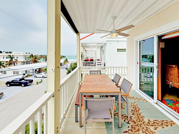 Three Bedroom Marathon Beach Luxury Villa With Views